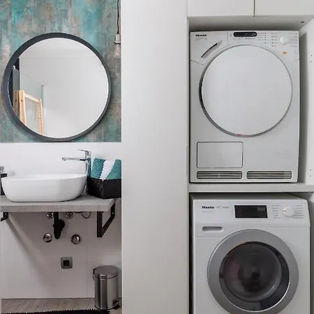 Casa Mills Villa Poljane