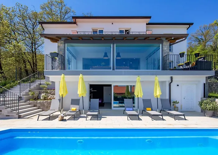 Vilă Casa Mills Poljane